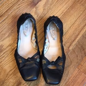Tod’s flats size 9